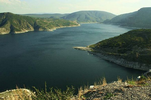 Captan en #VIDEO derrumbe en presa hidroeléctrica de Zimapán