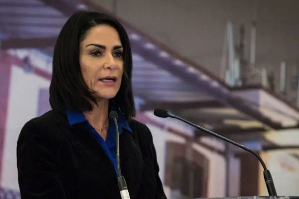 Lydia Cacho denuncia que se ordenó desactivar ficha roja contra Kamel Nacif