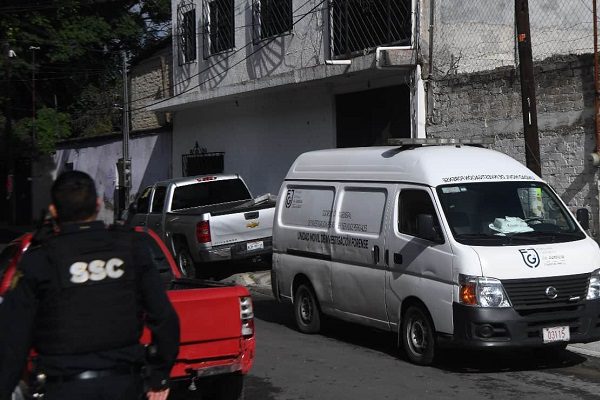 Liberan a adolescente acusada de apuñalar a su hermano en Xochimilco