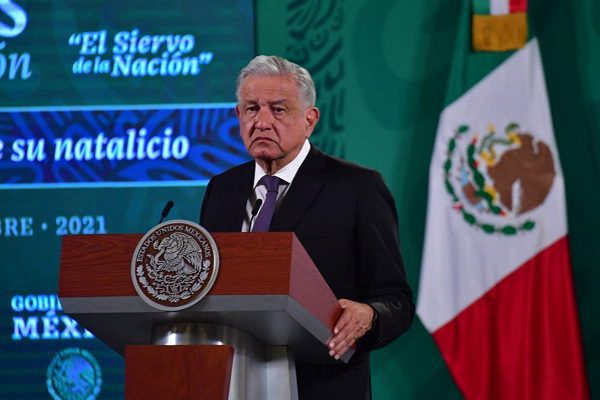 AMLO hará públicos testimonios de militares sobre desaparición en Ayotzinapa