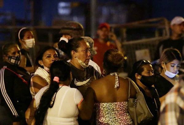 116 muertos tras enfrentamientos entre bandas en cárcel de Ecuador