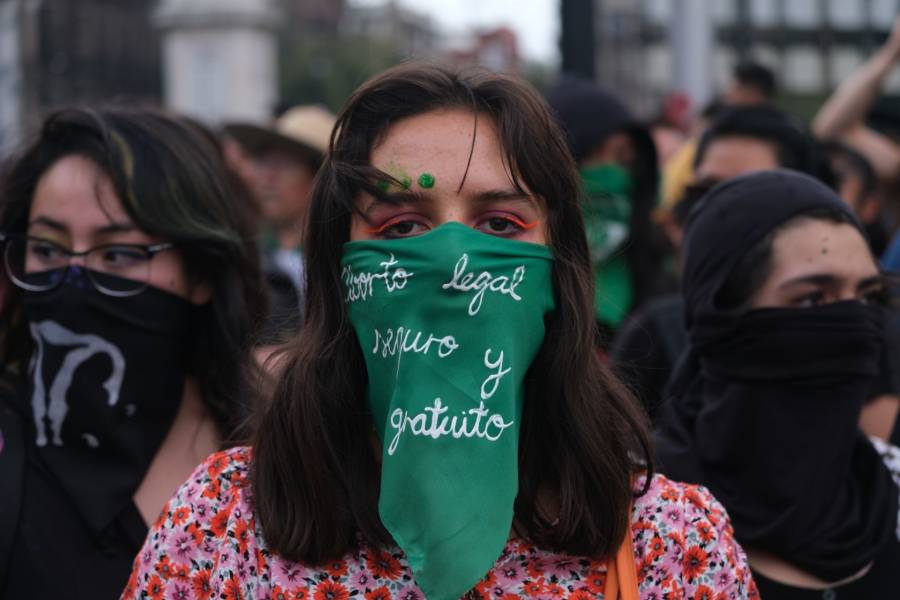 Brindarán asesoría y defensa a mujeres acusadas de aborto: CJF
