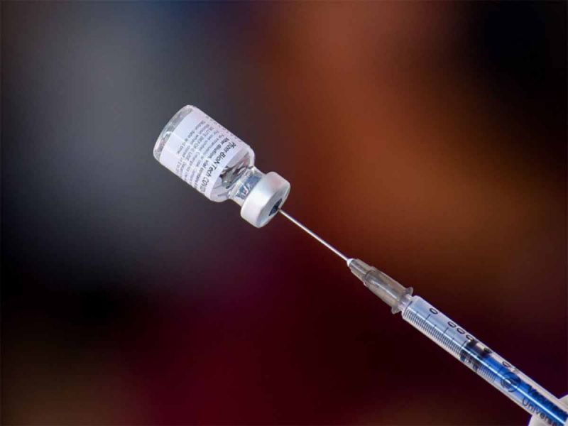 En Nuevo León 800 menores de edad se amparan para recibir vacuna contra covid