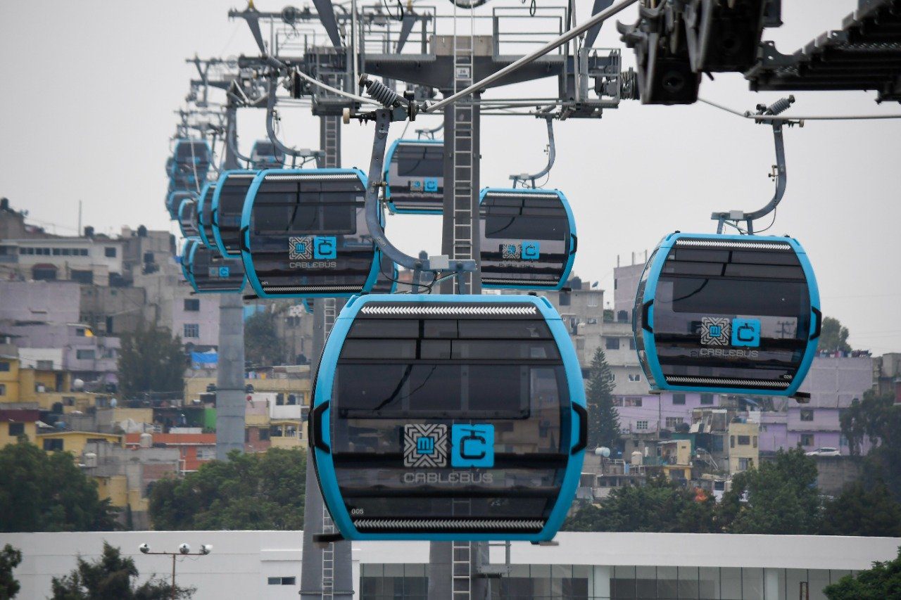 Línea 2 del Cablebús suspende servicio por lluvia, se restablecerá hasta mañana