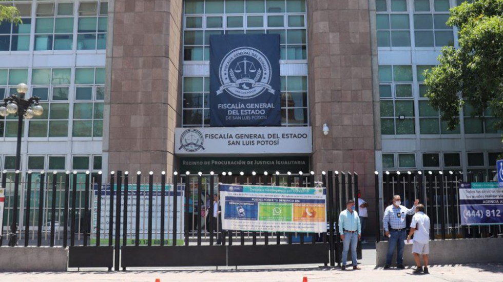 Investigan desaparición de tres policías municipales en San Luis Potosí