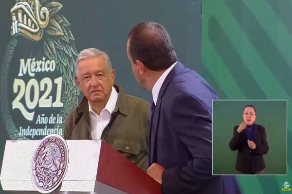 AMLO da espaldarazo a Cuauhtémoc Blanco durante visita a Morelos