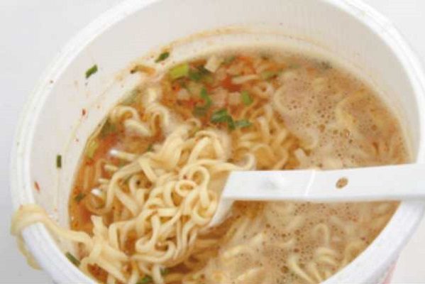 Profeco retiró del mercado 129 mil 937 unidades de sopas instantáneas