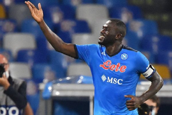 Federación italiana investiga insultos racistas a Kalidou Koulibaly