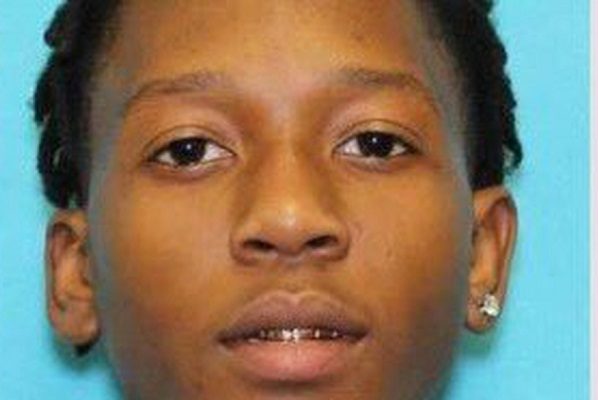 Detienen al sospechoso del tiroteo en secundaria de Arlington, Texas