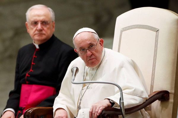 El Papa Francisco se declara avergonzado por abusos a niños en Francia