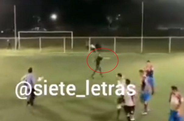 Disparan a árbitro durante partido de futbol en Azcapotzalco #VIDEO