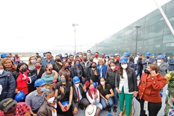 81 diputados visitan el AIFA y elogian avances