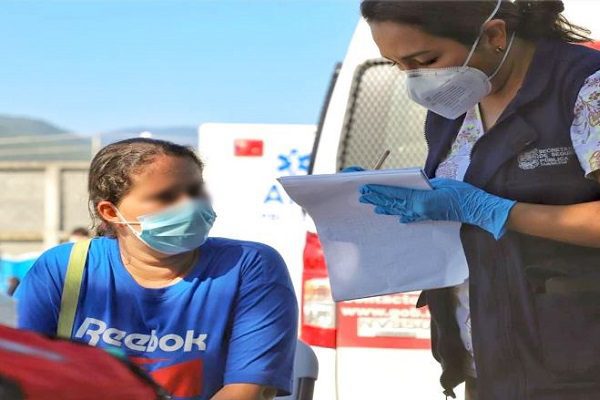 Detectan casos de Covid-19 en migrantes resguardados en tráileres en Tamaulipas