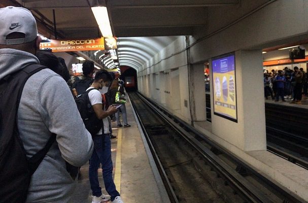 Usuario se lanza a vías en estación del Metro San Pedro de los Pinos