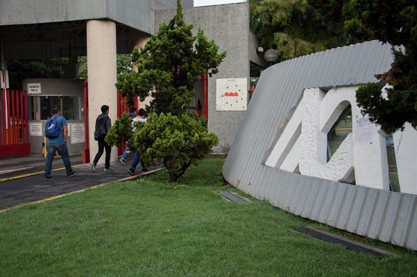 Dan 9 años de cárcel a maestro por abusar de alumna en la UAM Azcapotzalco