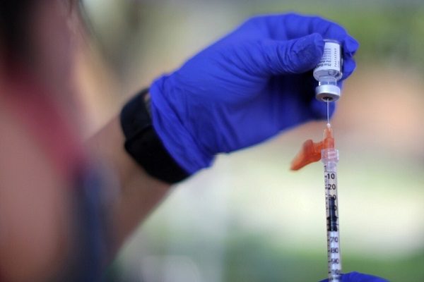 Edomex anuncia mega jornada de vacunación para jóvenes de 18 a 29 años