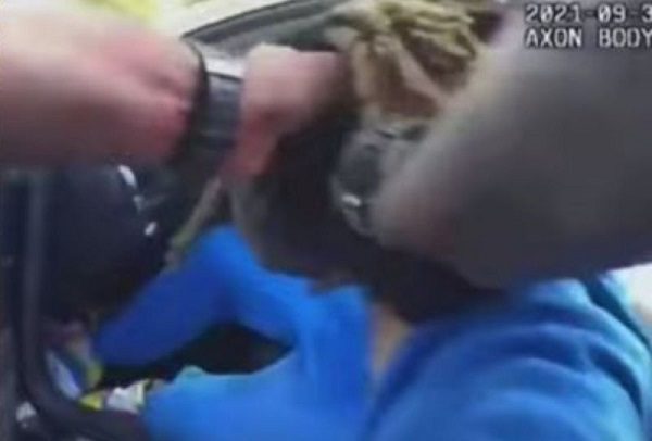 Indigna detención a rastras de conductor parapléjico por policías de Ohio #VIDEO