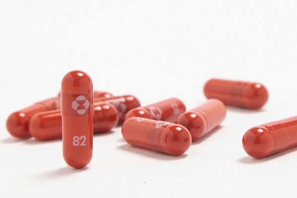 Merck solicita en EE.UU. autorización de su píldora contra Covid-19