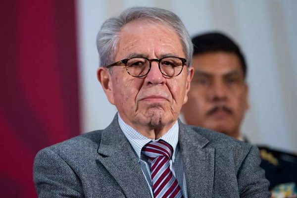 Alcocer anuncia oficialmente cambio de oficinas de Salud a Acapulco