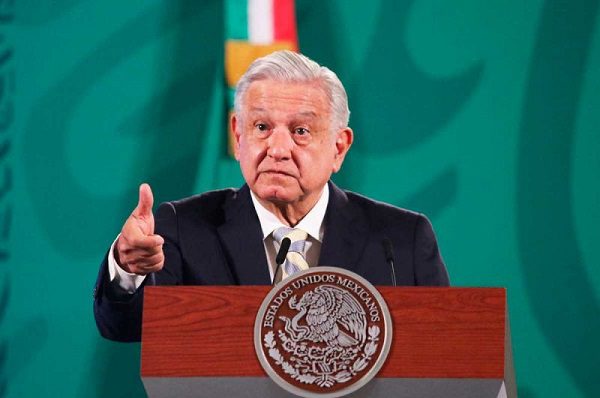 AMLO asegura que Reforma eléctrica busca proteger el "codiciado" litio