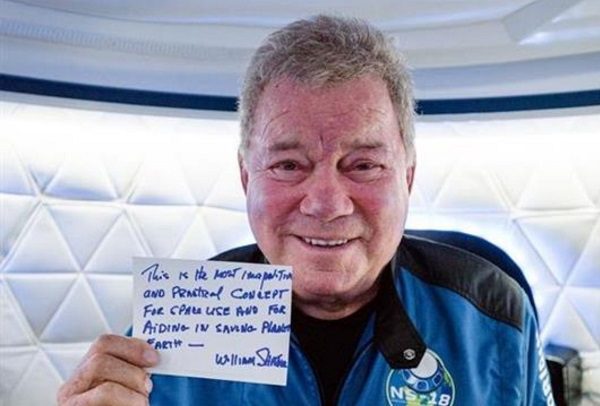 Sintoniza la llegada del actor William Shatner al espacio con Blue Origin #VIDEO