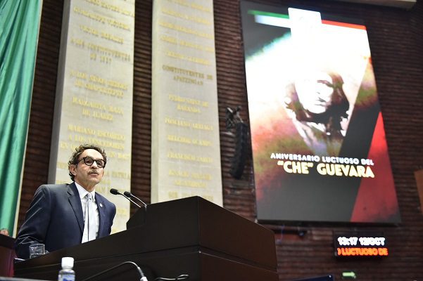 "El Che Guevara fue una fría máquina de matar", acusa Gabriel Quadri