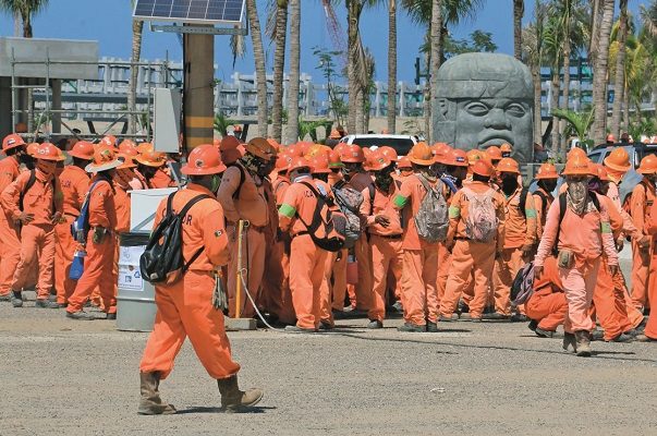 ICA Fluor asegura que personas ajenas protagonizan protestas en Dos Bocas