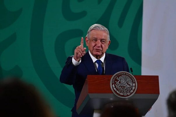 AMLO llama a que las organizaciones empresariales sean democratizadas