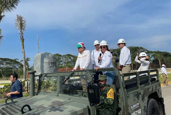 Refinería Dos Bocas se llamará 'Olmeca' y se inaugurará el 2 de julio del 2022, anuncia AMLO