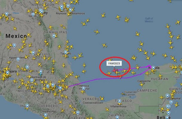 Avión presidencial sobrevuela por el Golfo de México