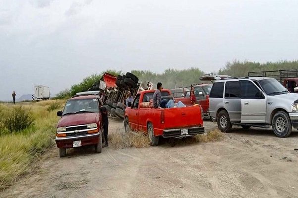 Durante rapiña, le caen 20 bultos de cemento a embarazada, en Coahuila