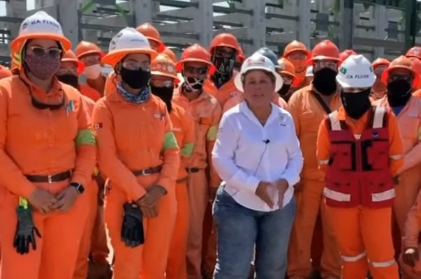 Rocío Nahle presume que obras en refinería de Dos Bocas continúan