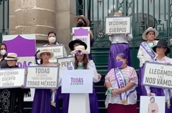 Feministas lanzan la organización política “Todas México”