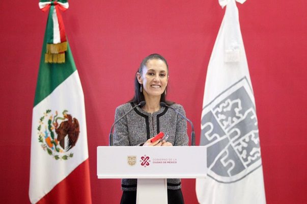 "Tengo mis propias críticas a la UNAM", dijo Sheinbaum tras dichos de AMLO