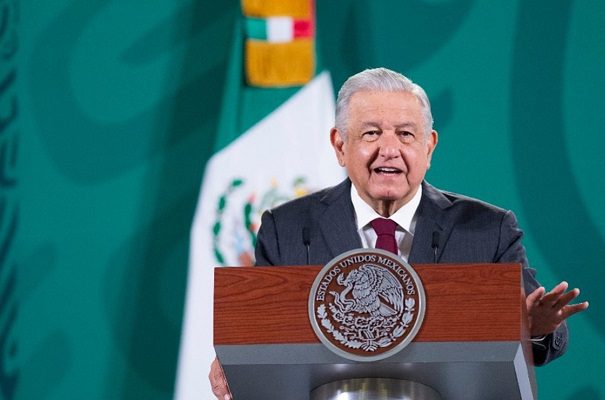 Se han presentado 300 denuncias de corrupción en FP, revela AMLO