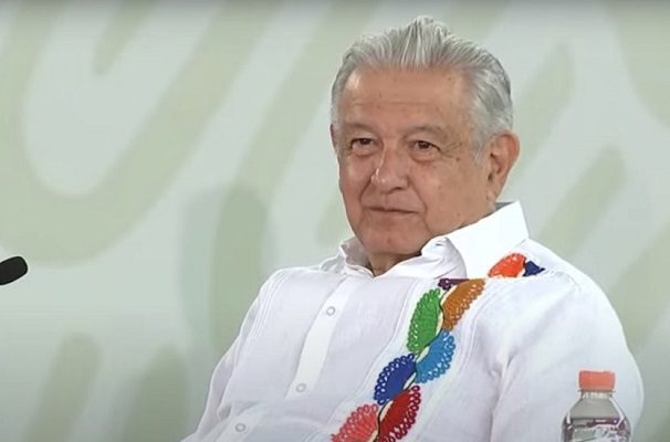 AMLO anuncia asignación de recursos para obra en la Montaña de Guerrero