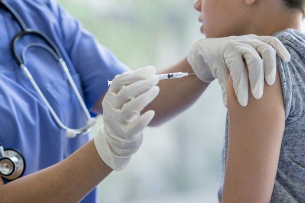 EE.UU. no pedirá vacunación para entrada aérea de niños al país