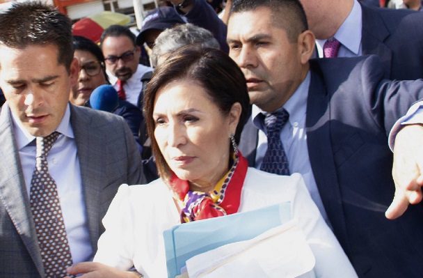 Rosario Robles asegura que le pidieron inculpar a Peña Nieto y a Videgaray