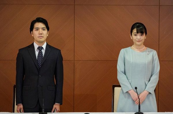 La princesa Mako de Japón se casa con su novio y deja la familia real