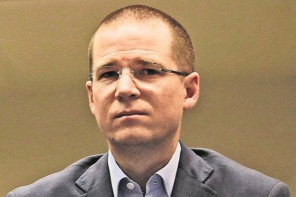 "La UNAM no es tuya. Respeta su autonomía", reclama Anaya a AMLO