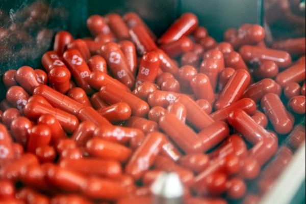 Merck autoriza que otras compañías produzcan su píldora antiCovid