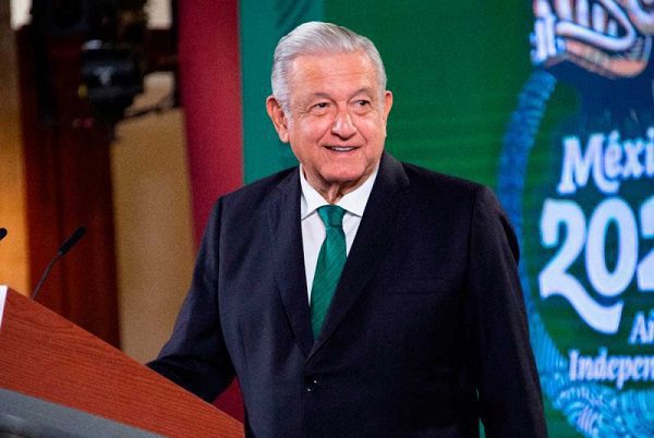 AMLO agradece a legisladores aval a Miscelánea Fiscal 2022