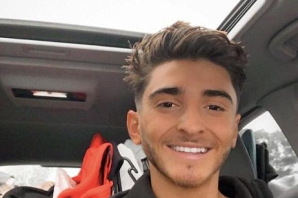 Futbolista australiano en activo se declara abiertamente homosexual