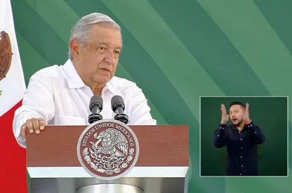 AMLO insiste en que no es definitiva orden de vacunar a menores