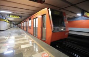 Trabajadores del Metro cancelan falta colectiva, logran alza de sueldos