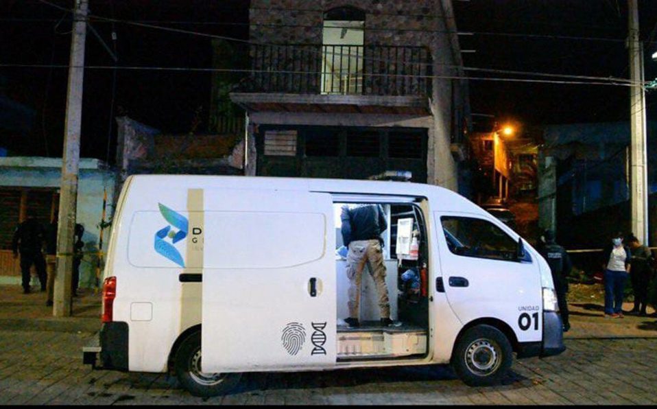 Niña muere en baño de su casa, y detienen a sus padres