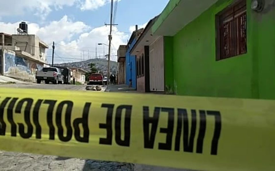 Hombre y menor son atacados a balazos en Tlaquepaque