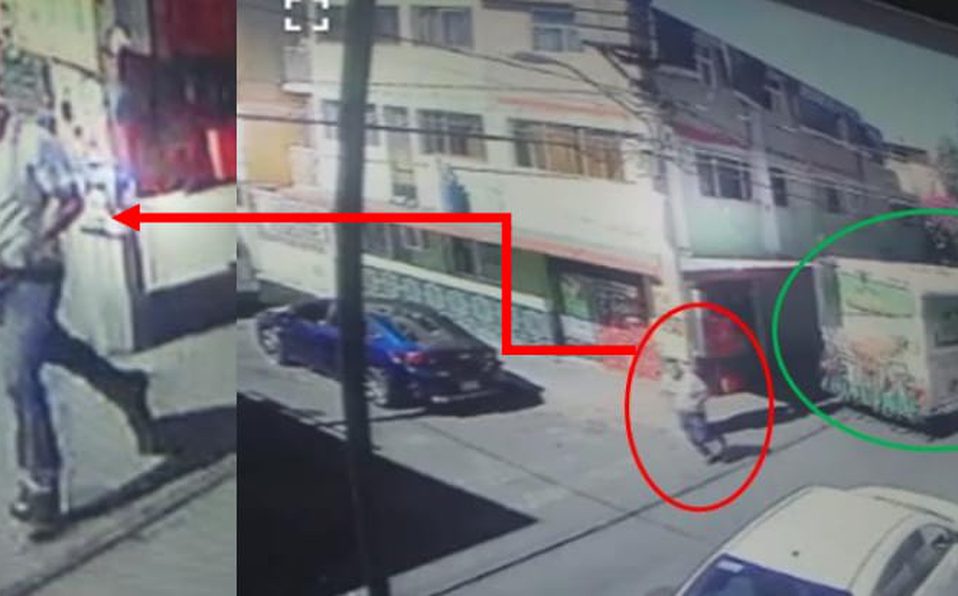 Detienen a pareja vendiendo droga en Iztapalapa