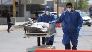 México suma en 24 horas 5 mil 825 casos y 381 muertes por COVID-19