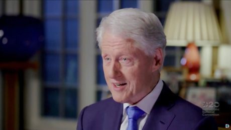 Bill Clinton es hospitalizado por infección